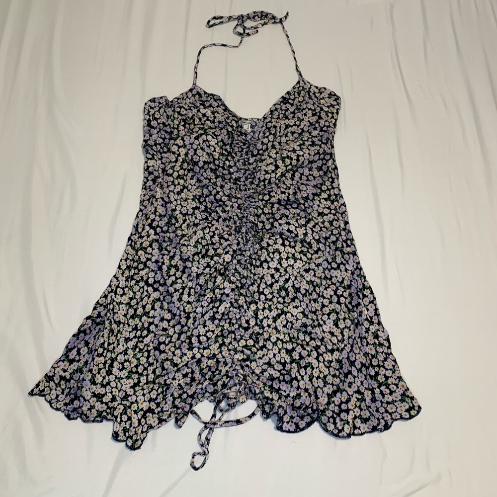 Size 12 princess Polly purple/white flowered dress